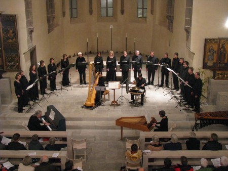 Das Josquin-Ensemble zusammen mit Solisten